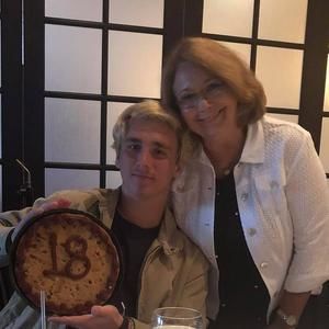 Meet your Posher, Barbara